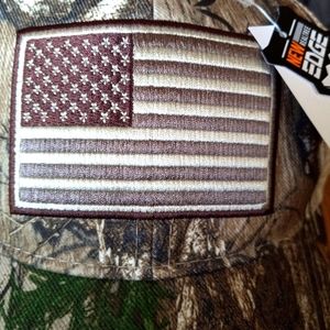 Men's camo trucker hat with American flag
